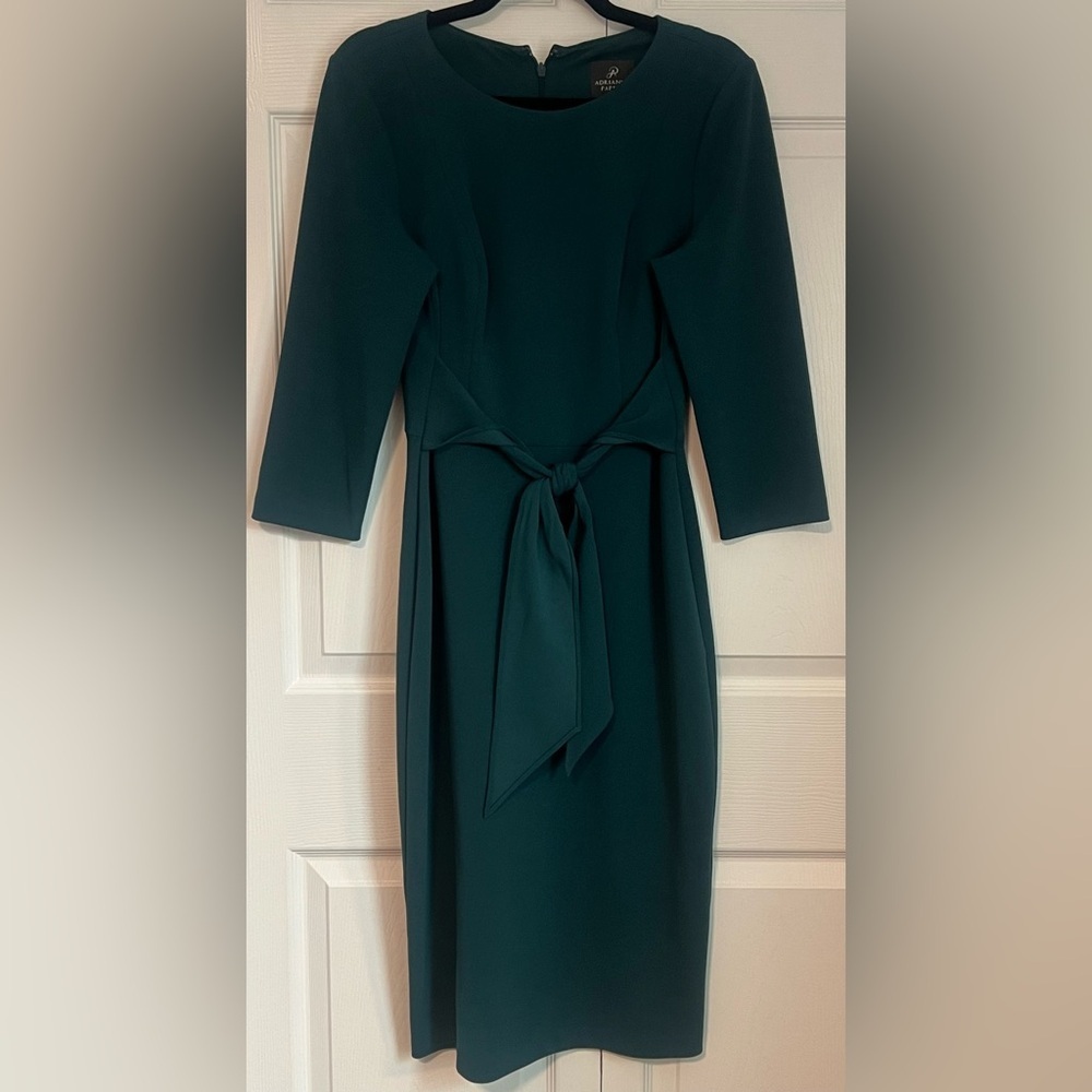 Adrianna Papell Tie-Front 3/4 Sleeve Crepe Knit Dress in Hunter Green